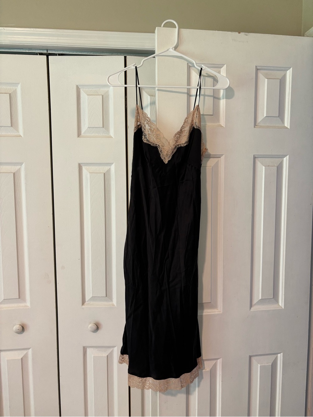 Victoria's Secret Black Slip with Beige Lace Trim 100% Silk